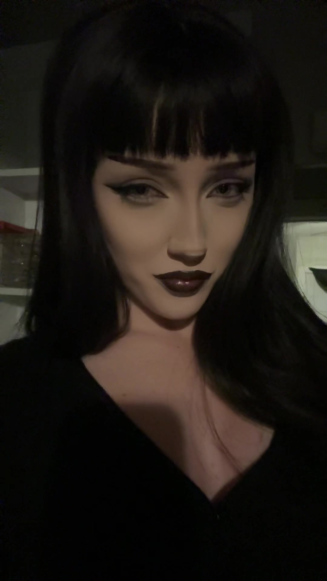 @𝐻𝑒𝒶𝓋𝑒𝓃𝓁𝑒𝑒🖤