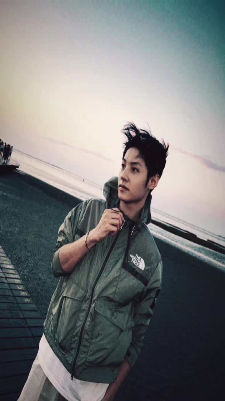@โCHANCE._.GUNOโ{๐๐}โธโถ
