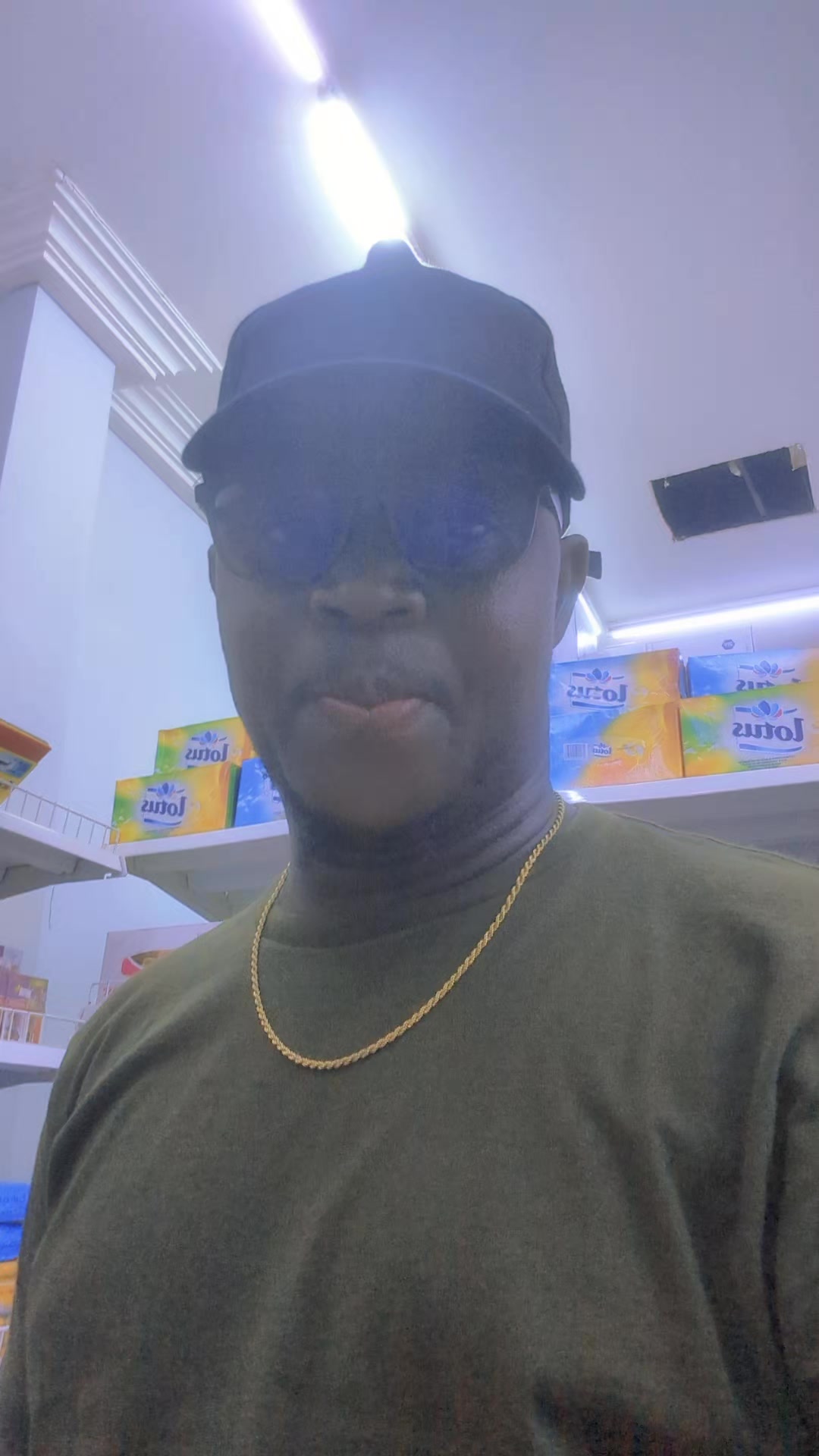 @𝐓𝐇𝐎𝐌𝐘 FilsdelaLionneNatou