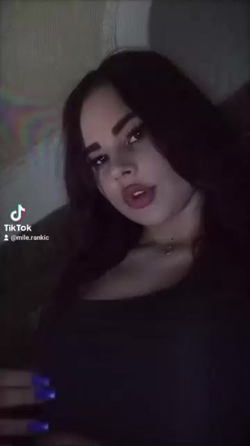 @Jovana0802
