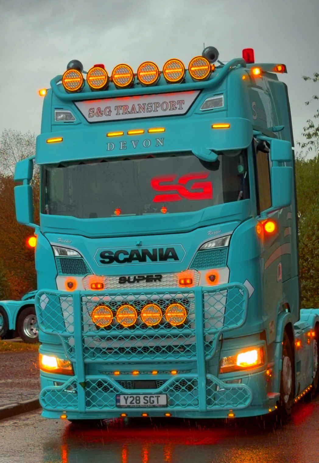 @𝙏𝙧𝙪𝙘𝙠𝙚𝙧 𝙊𝙡𝙡𝙯