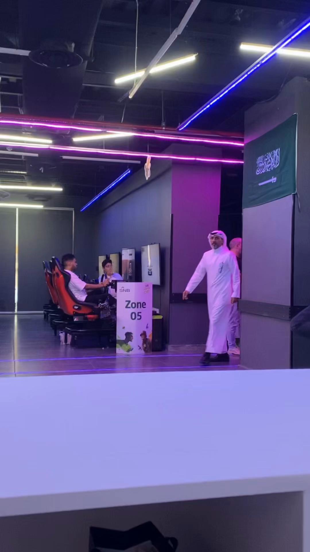 @الخَـطــــٰاطـ شَـــادِيْ