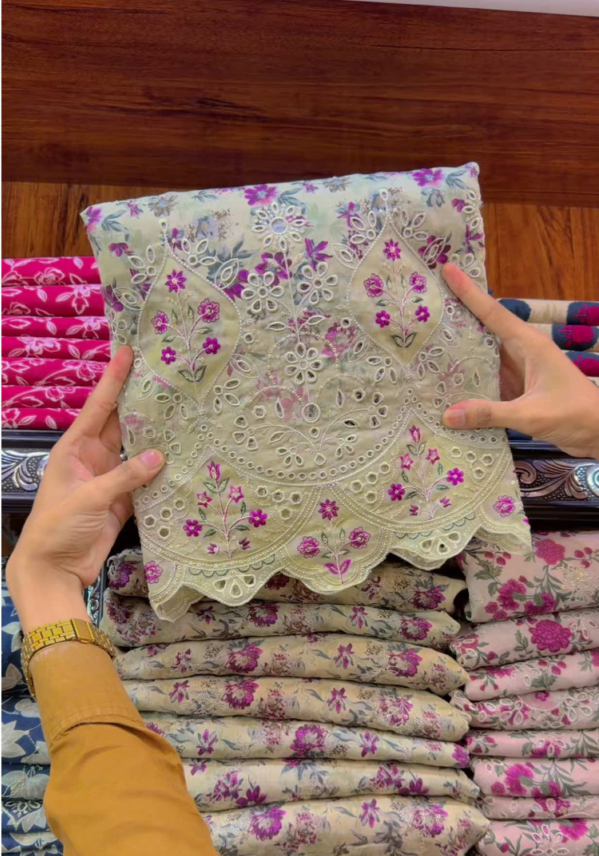 @Al Barik fabric Official