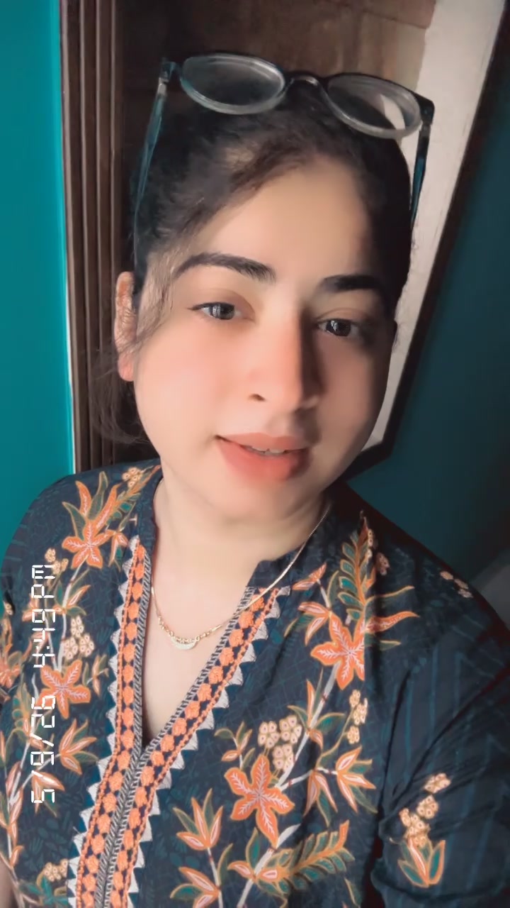 @ملکہ 😍❤️