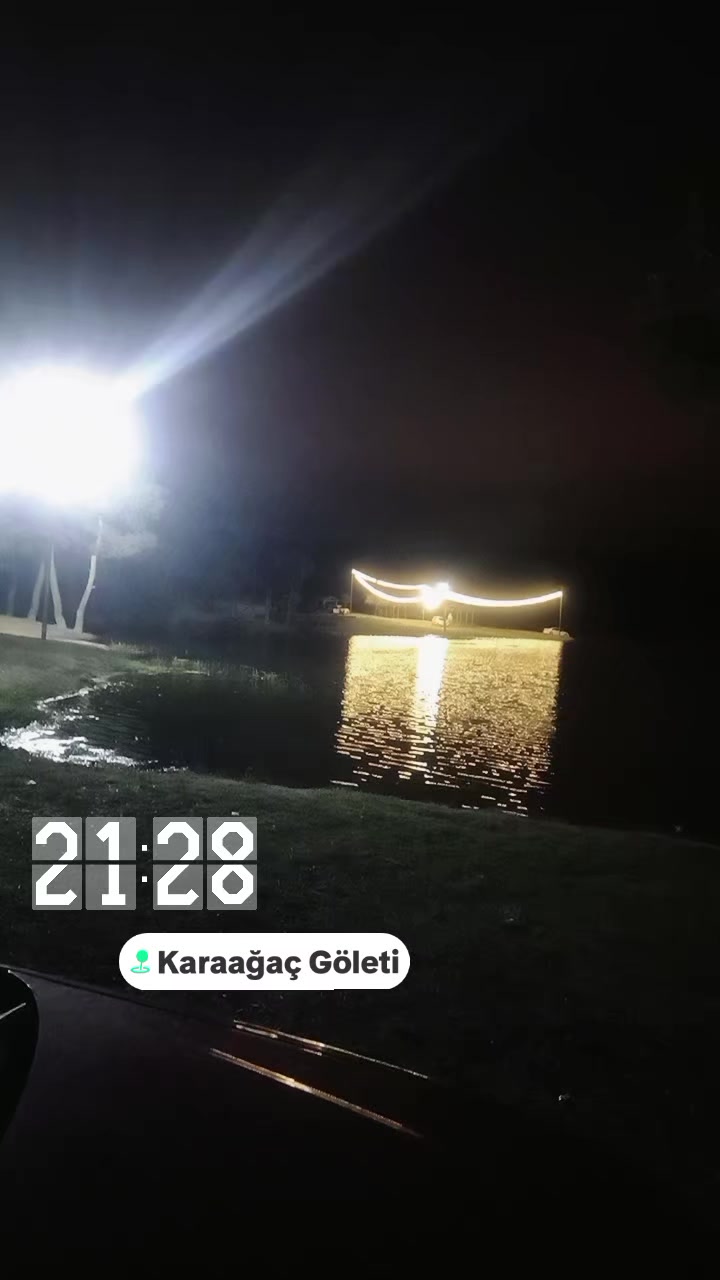 @özün.poyraz.karakuzu64