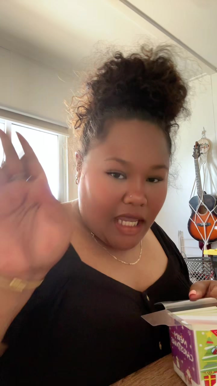 @CurlyCoCo🌺🌴