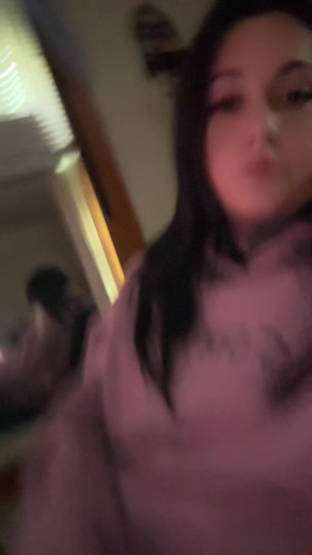 @Lo