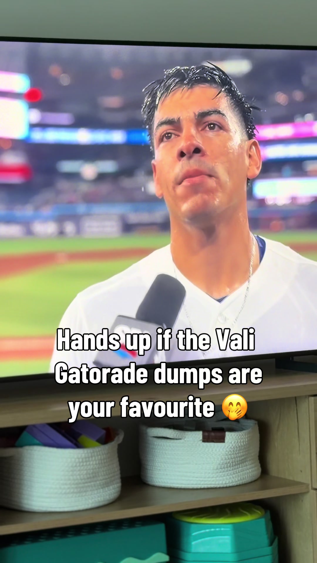 @NandyAndy