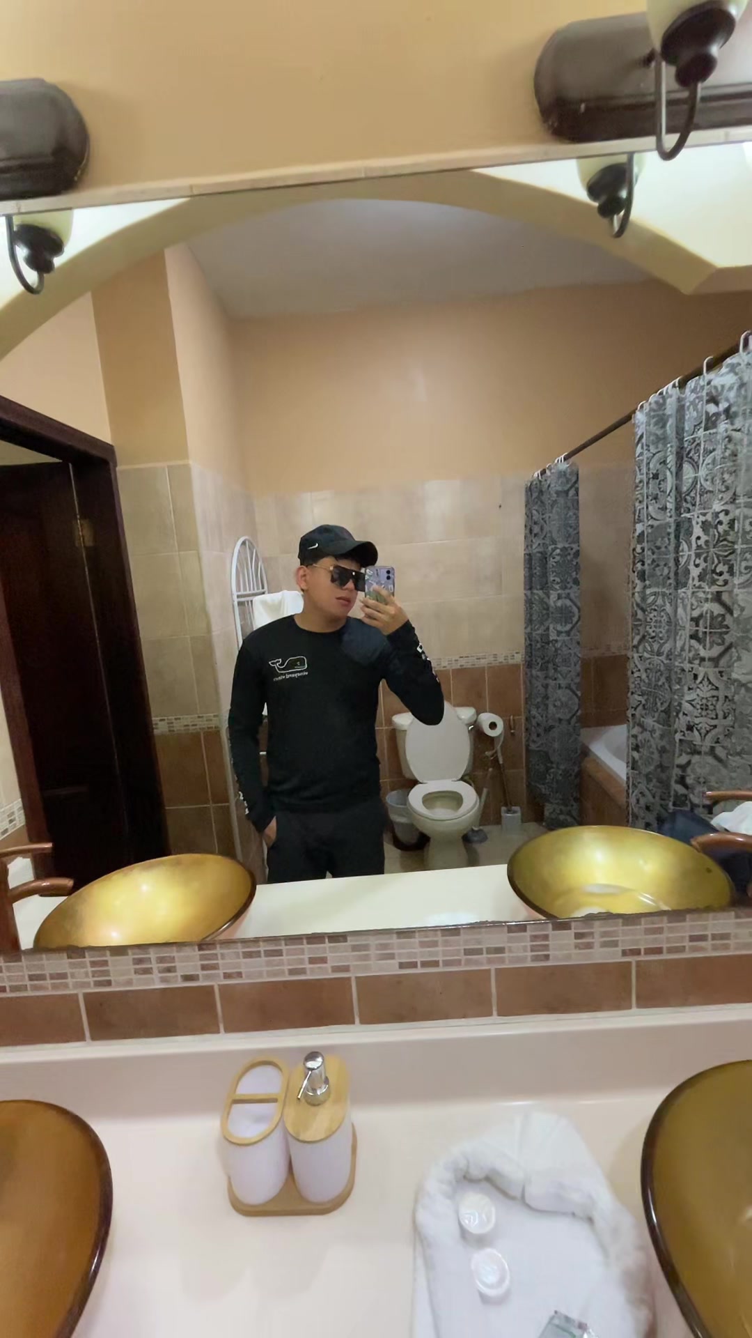 @Luisinho🫦