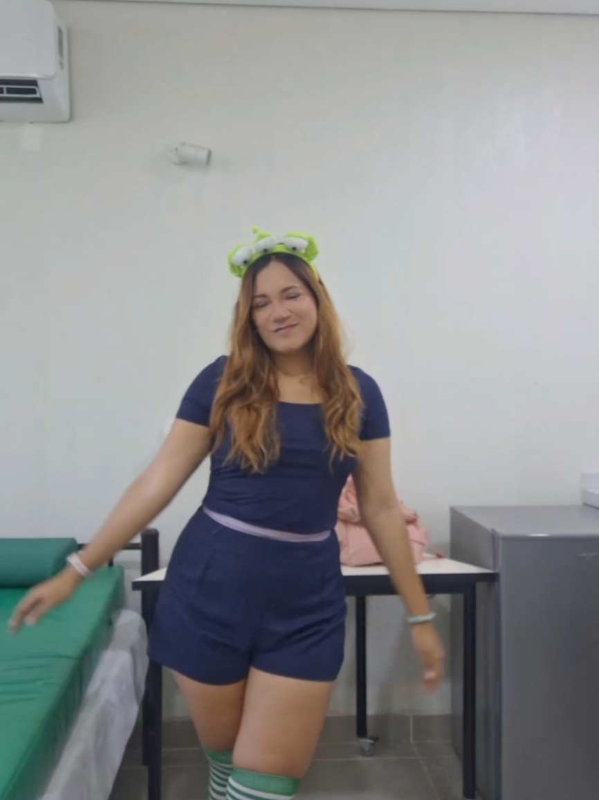 @Alejandra Gay Vlogs