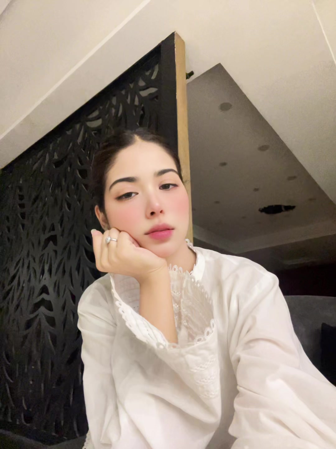 @Mirha khan