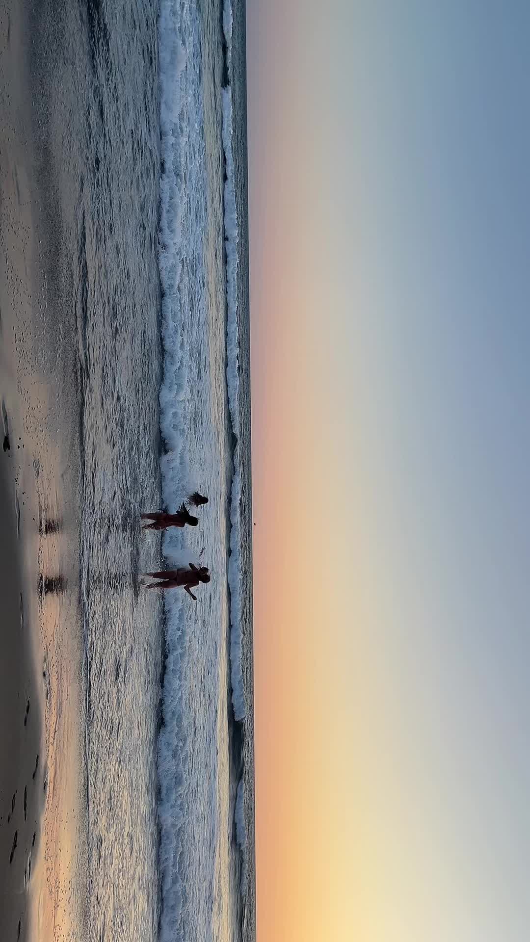 @liviaaaplatt