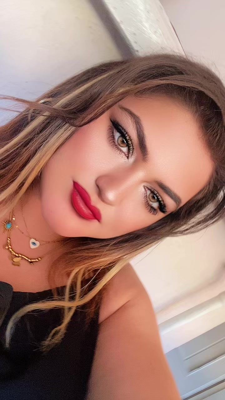 @Büşra Erkan