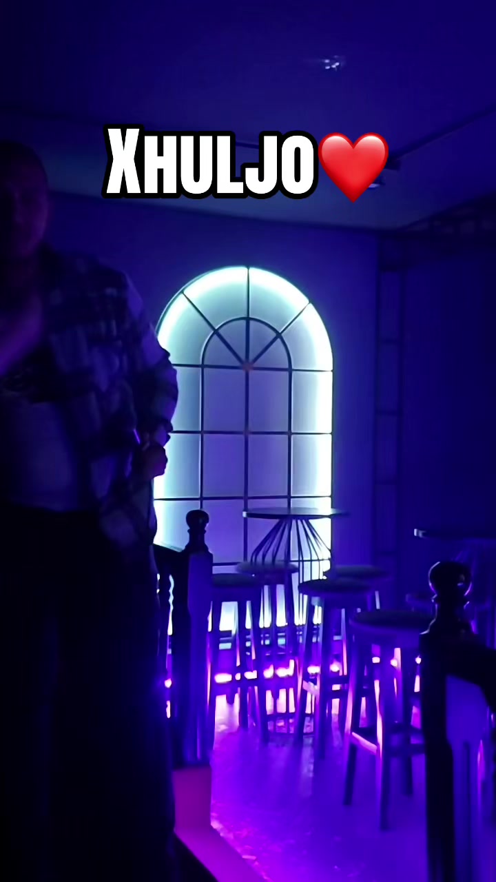 @Je Suis Mela