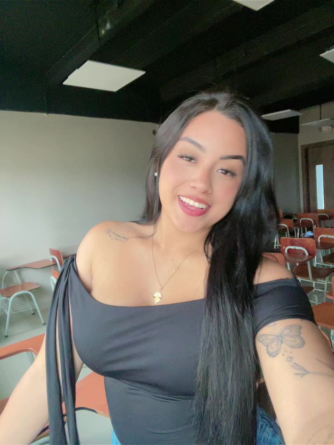 @izkatiuu
