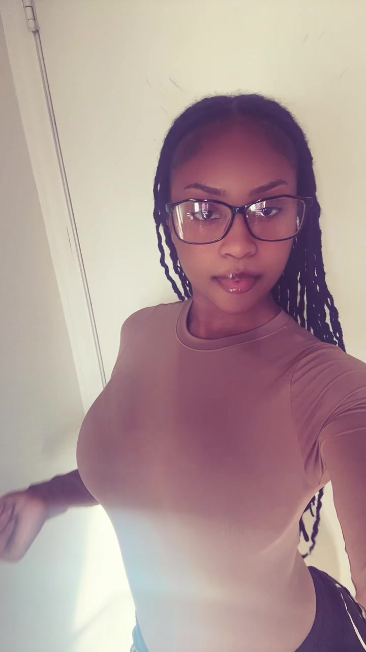 @azizamajor