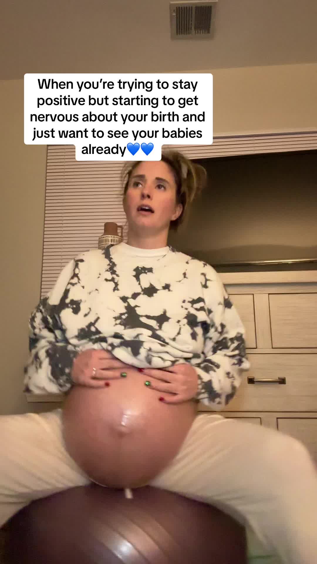 @megdoestwinmotherhood