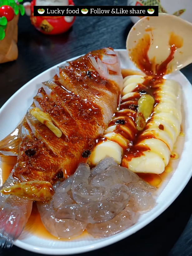 @Lucky food