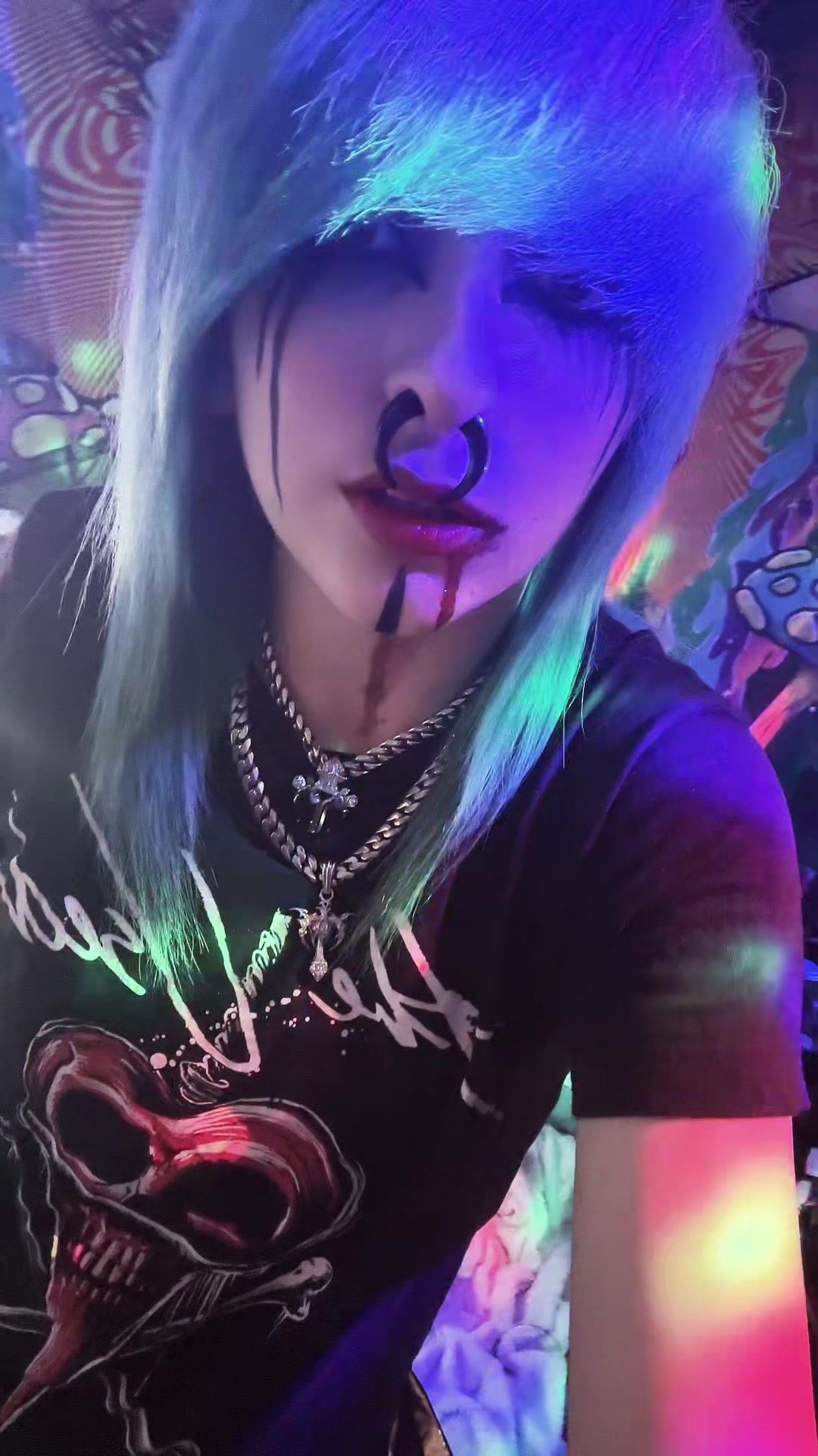 @Xx_CHARLI_CLAWS_xX