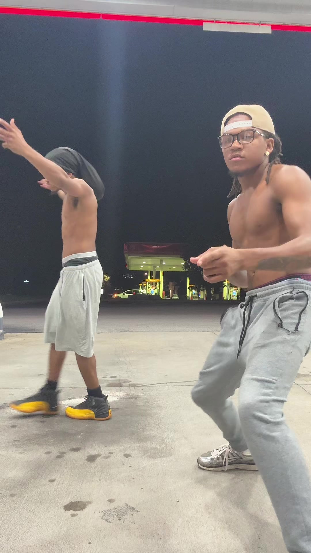 @Ghettotwins_