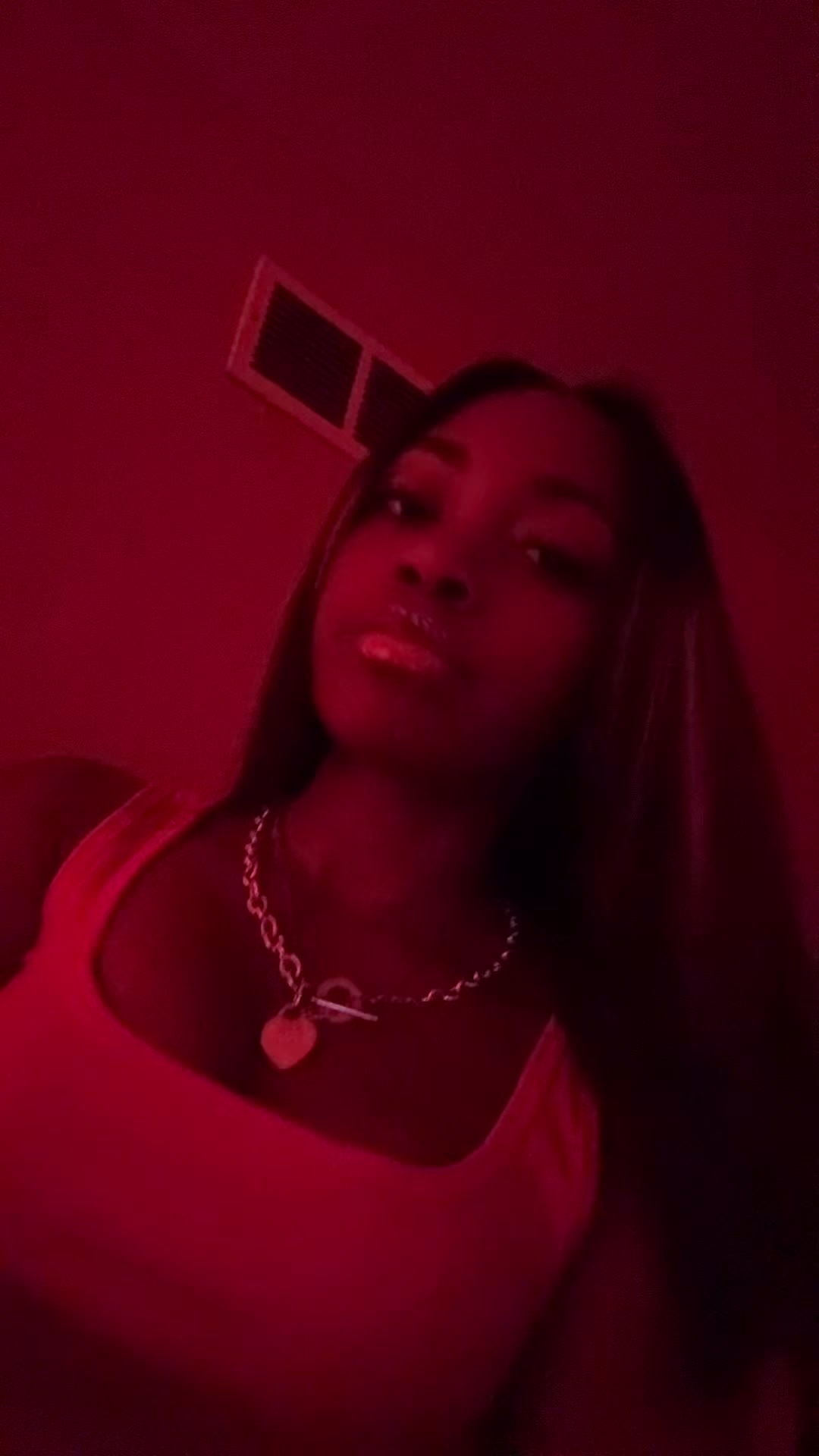 @kyrasecretaccountt