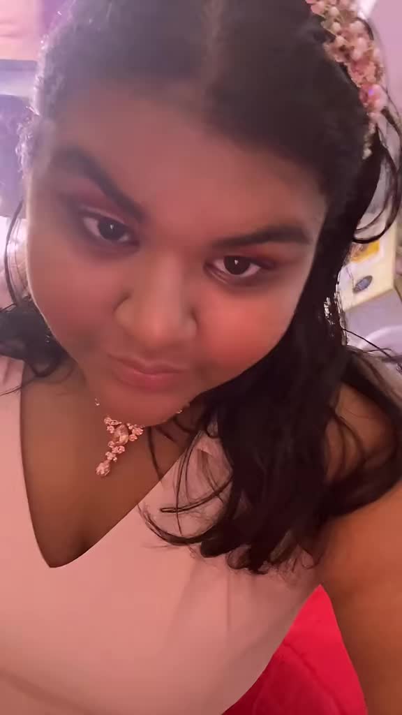 @Lovely_Lisa0906