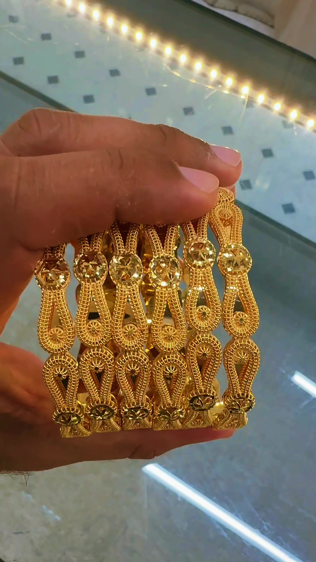 @Radmohn jewelers طلا فروشی