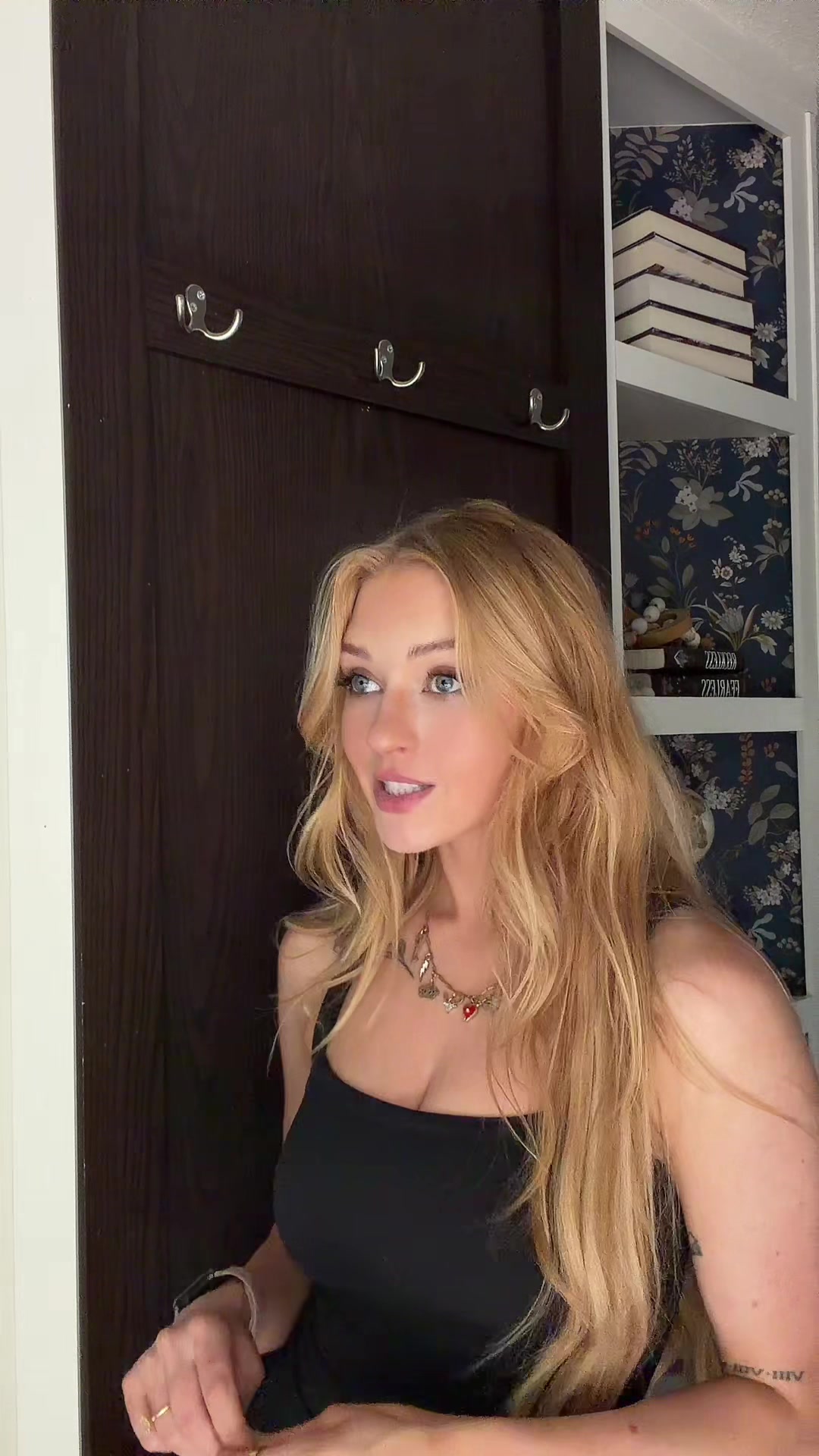@KaitlynMay 📚 🥀