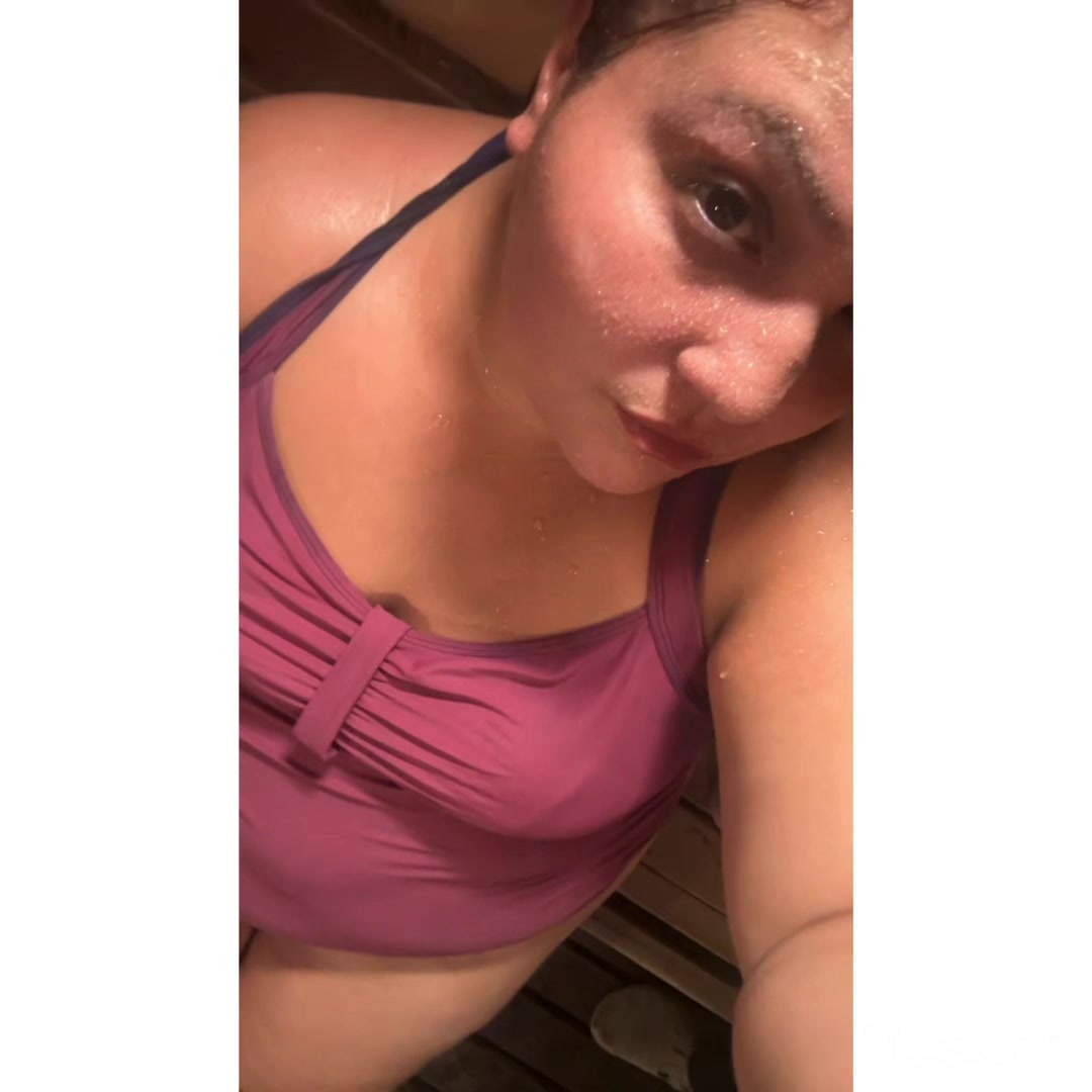 @๐Juicy_Nalgona_777_๐