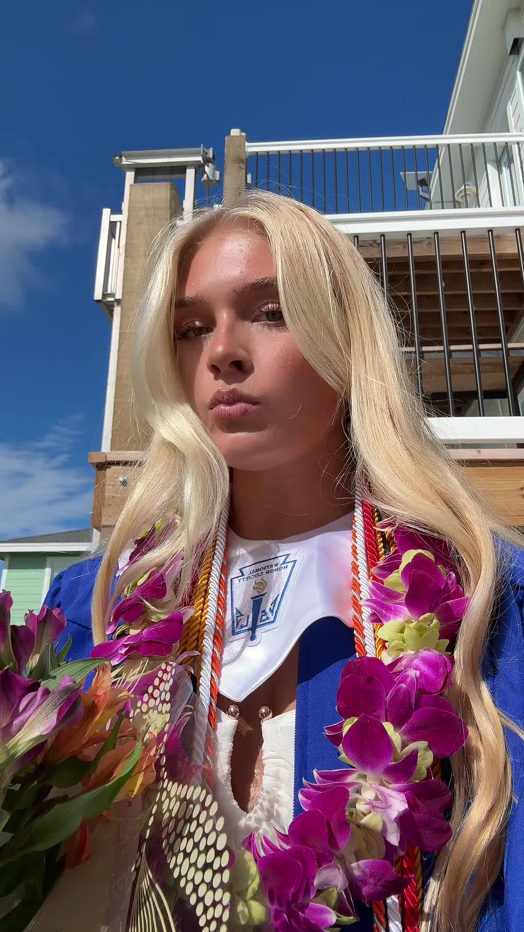 @_whodisdeva_