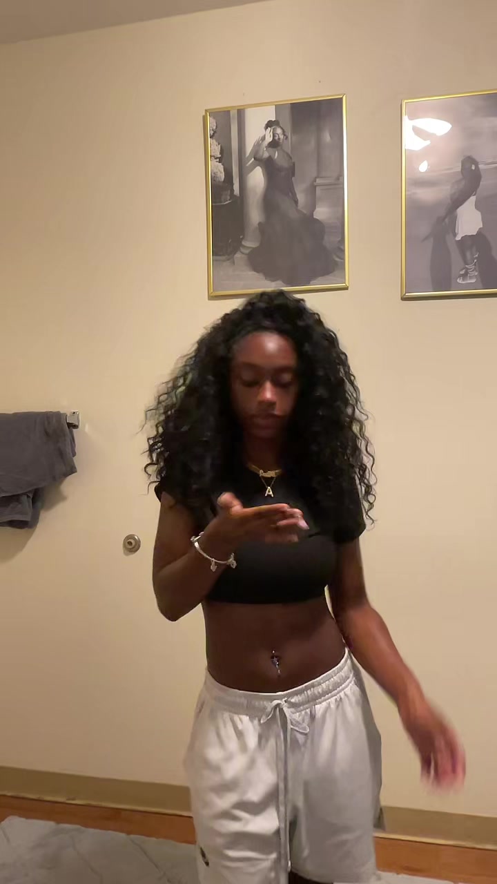@prettylittlelibra