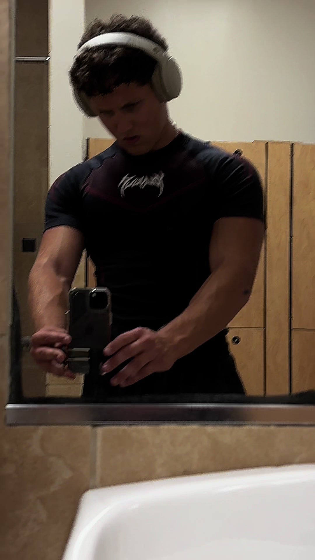 @hanktren