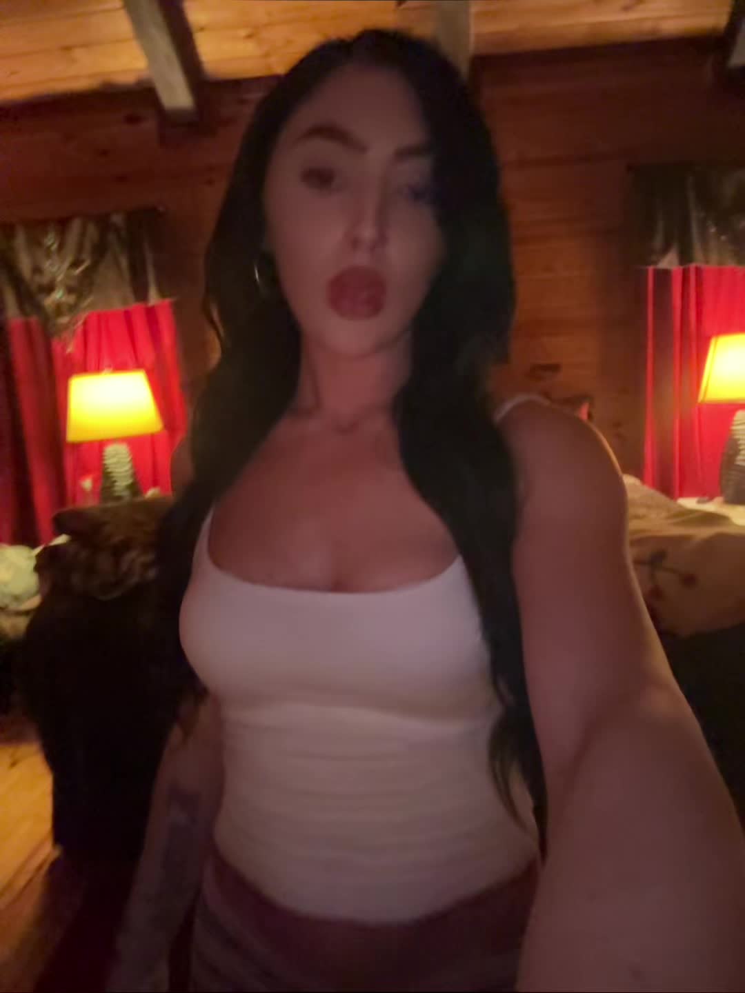 @Ky<3