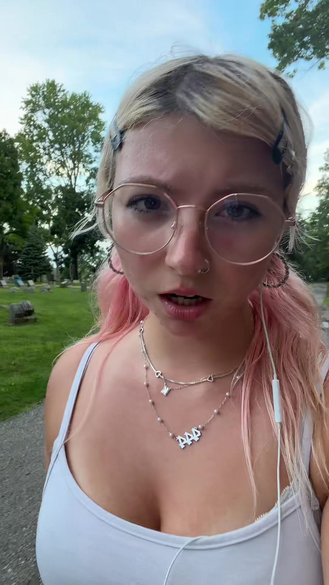 @yeeitskee