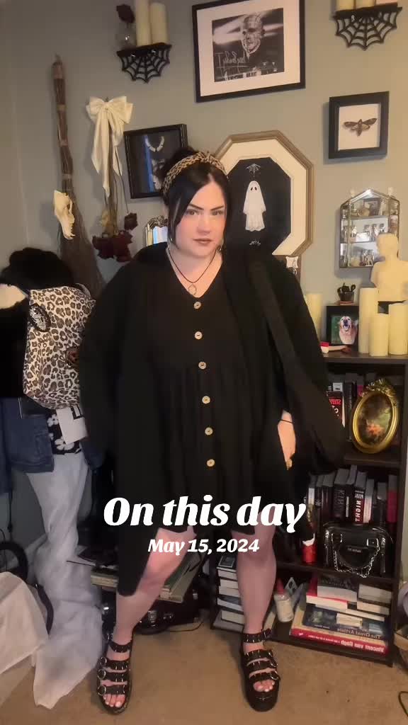 @Leonora🕷️ Black