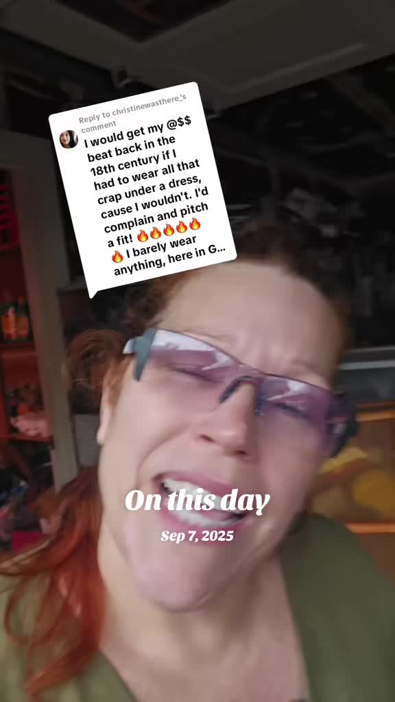 @Red Headed Horror (Jeanie)