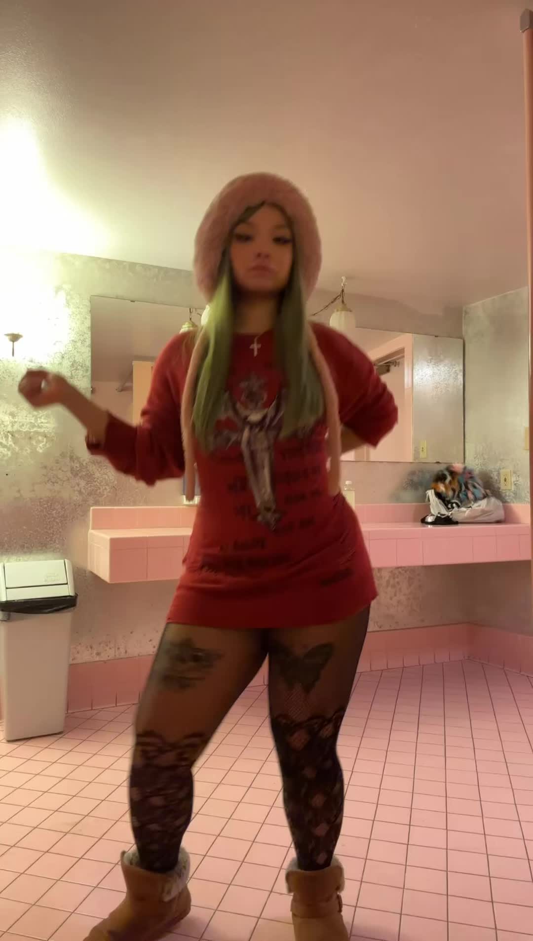 @nesyaindespair