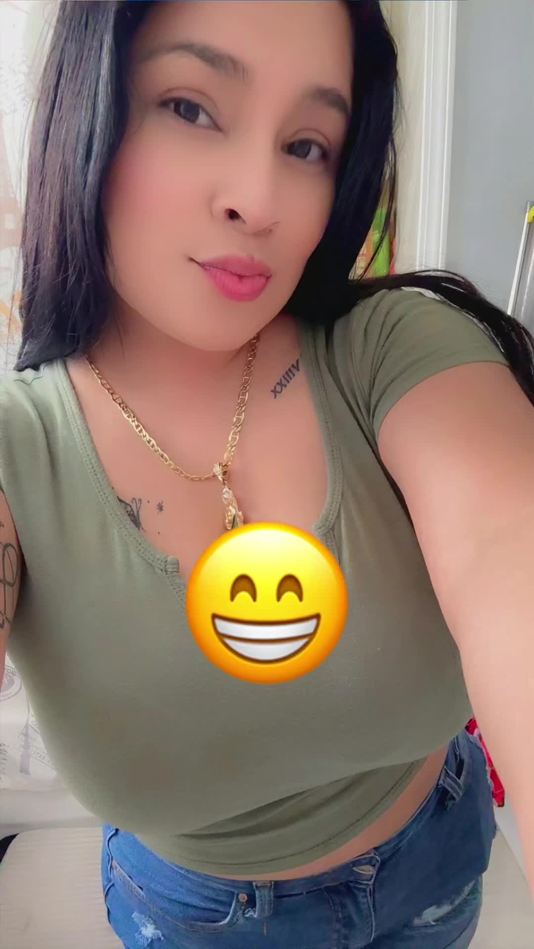 @ᥫ᭡ItsDestanieOfc🎀🍒
