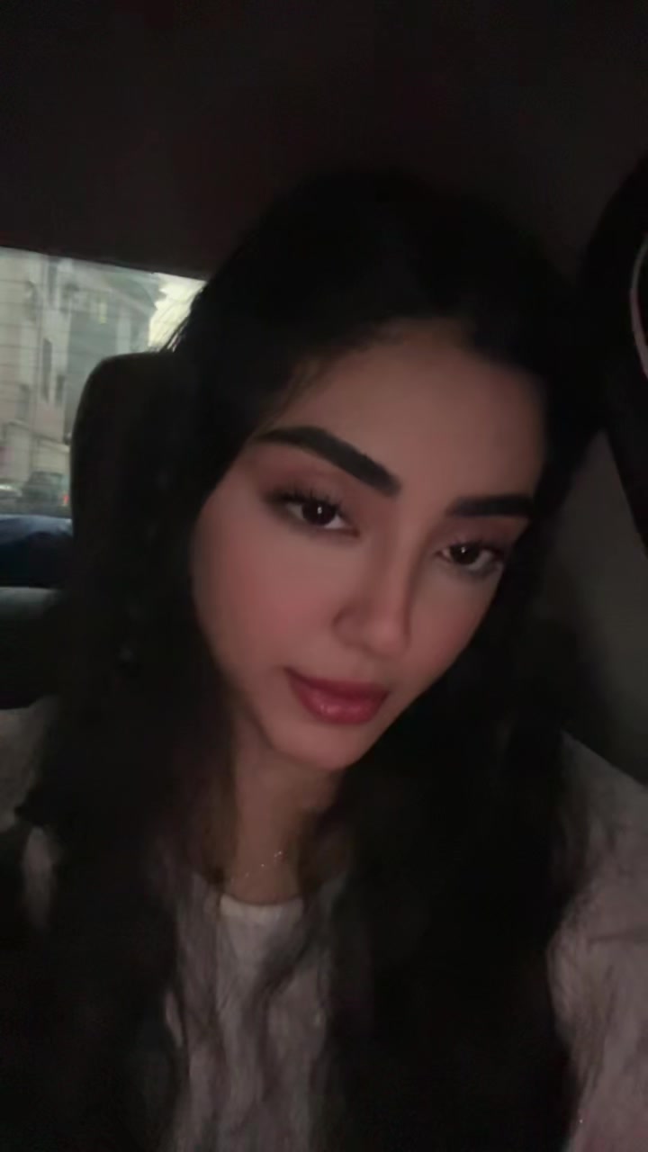 @👻