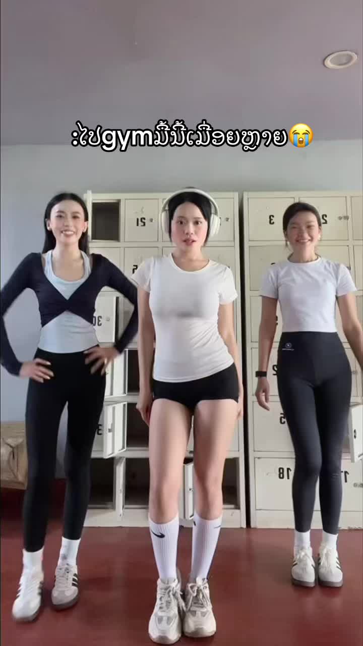 @Phonethipp.
