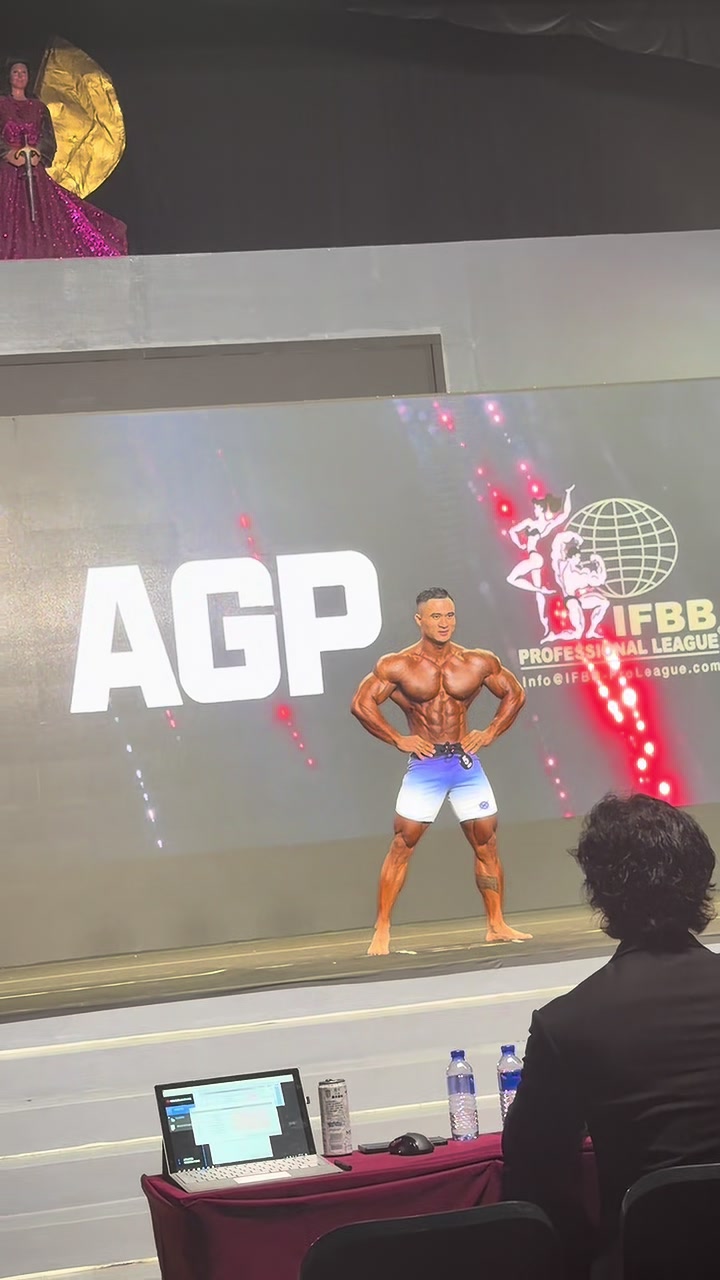 @IFBB PRO BEN ANH