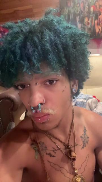 @Alt prince 🧑🏽🦽➡️