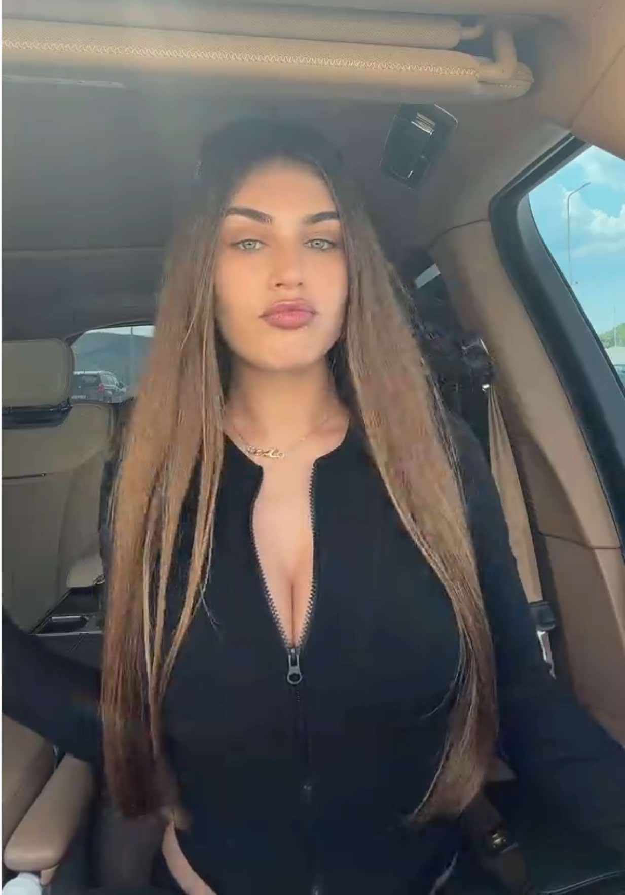@Trejsi
