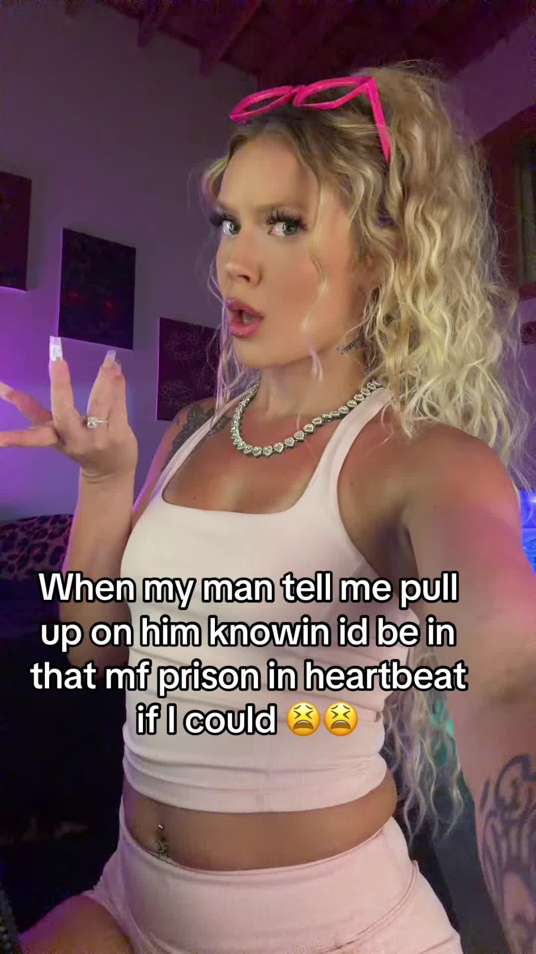 @T A Y 👑
