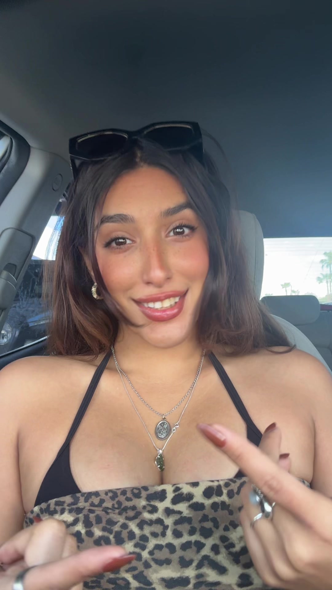 @urgrllcrush