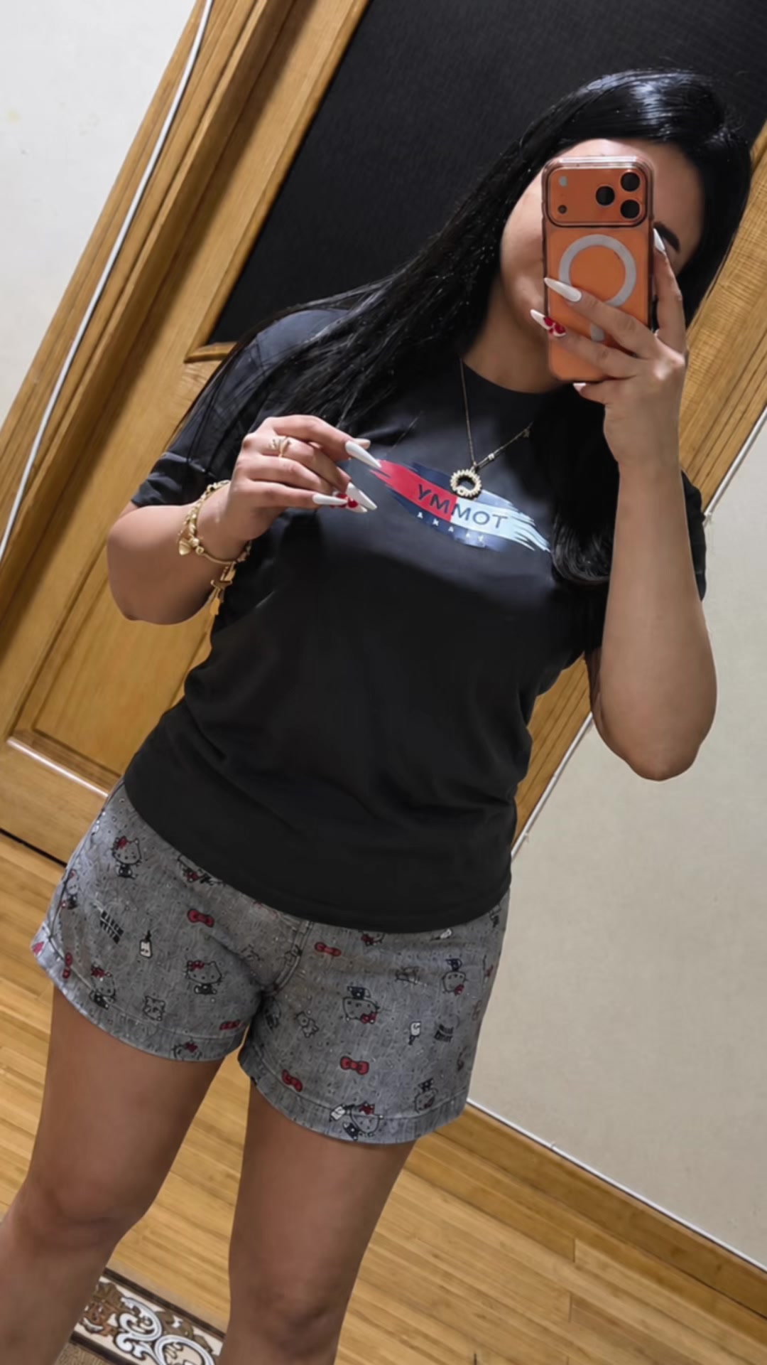 @nazlii0909r