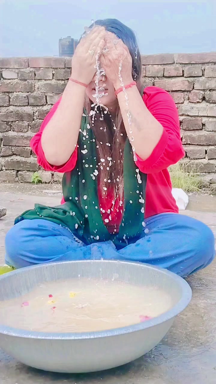 @Bhojpuri Queen 👑