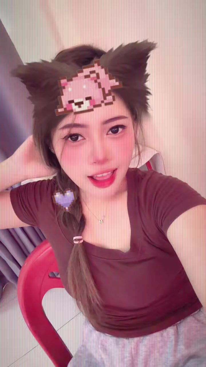 @𝕾𝖒𝖎𝖑𝖊 ♡︎