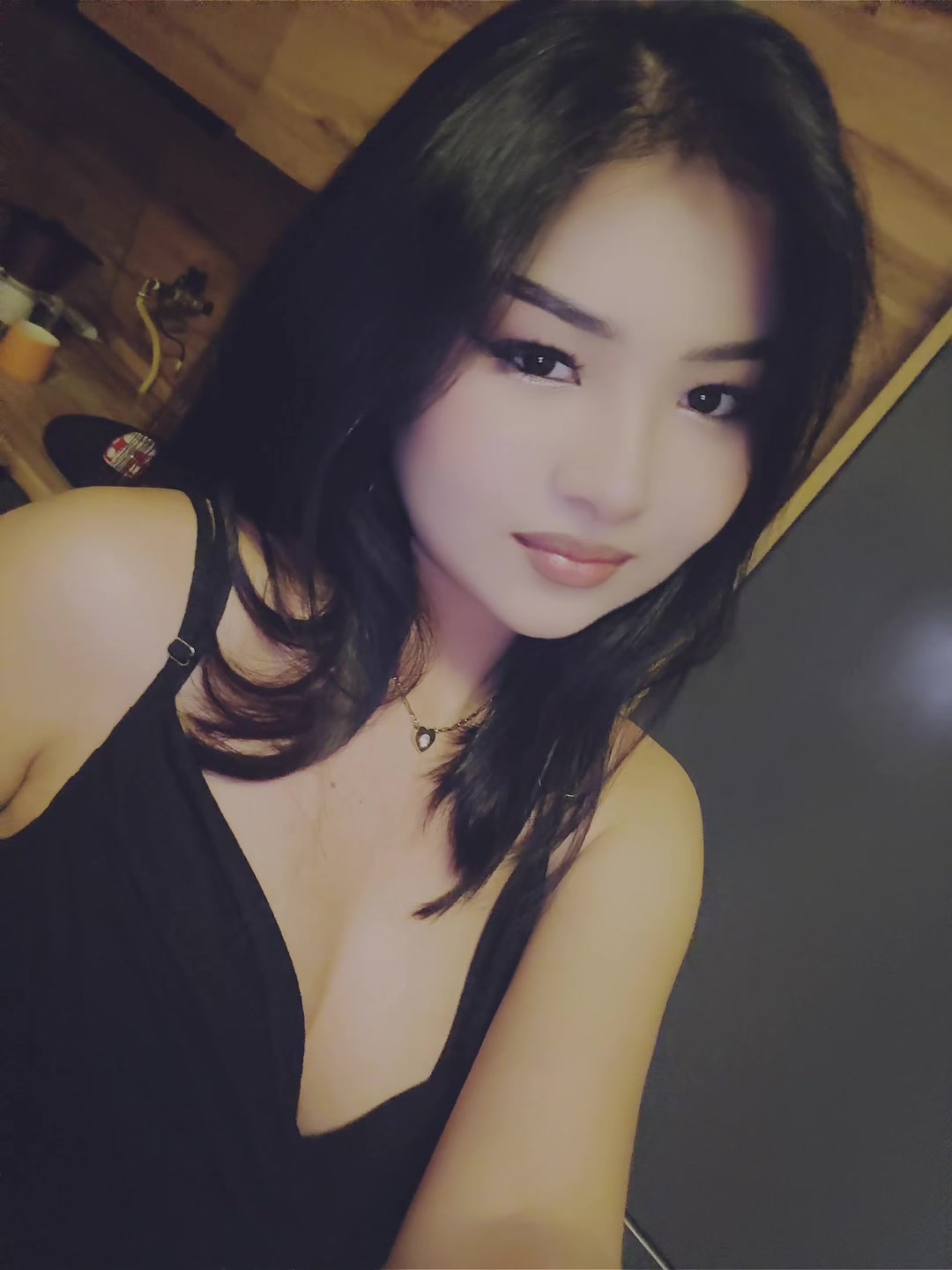@Zhanuzakova.N