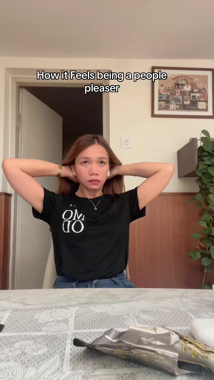 @Ella